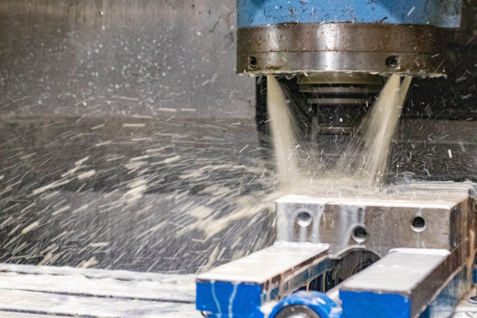 HAAS machining center milling aluminum with coolant flow